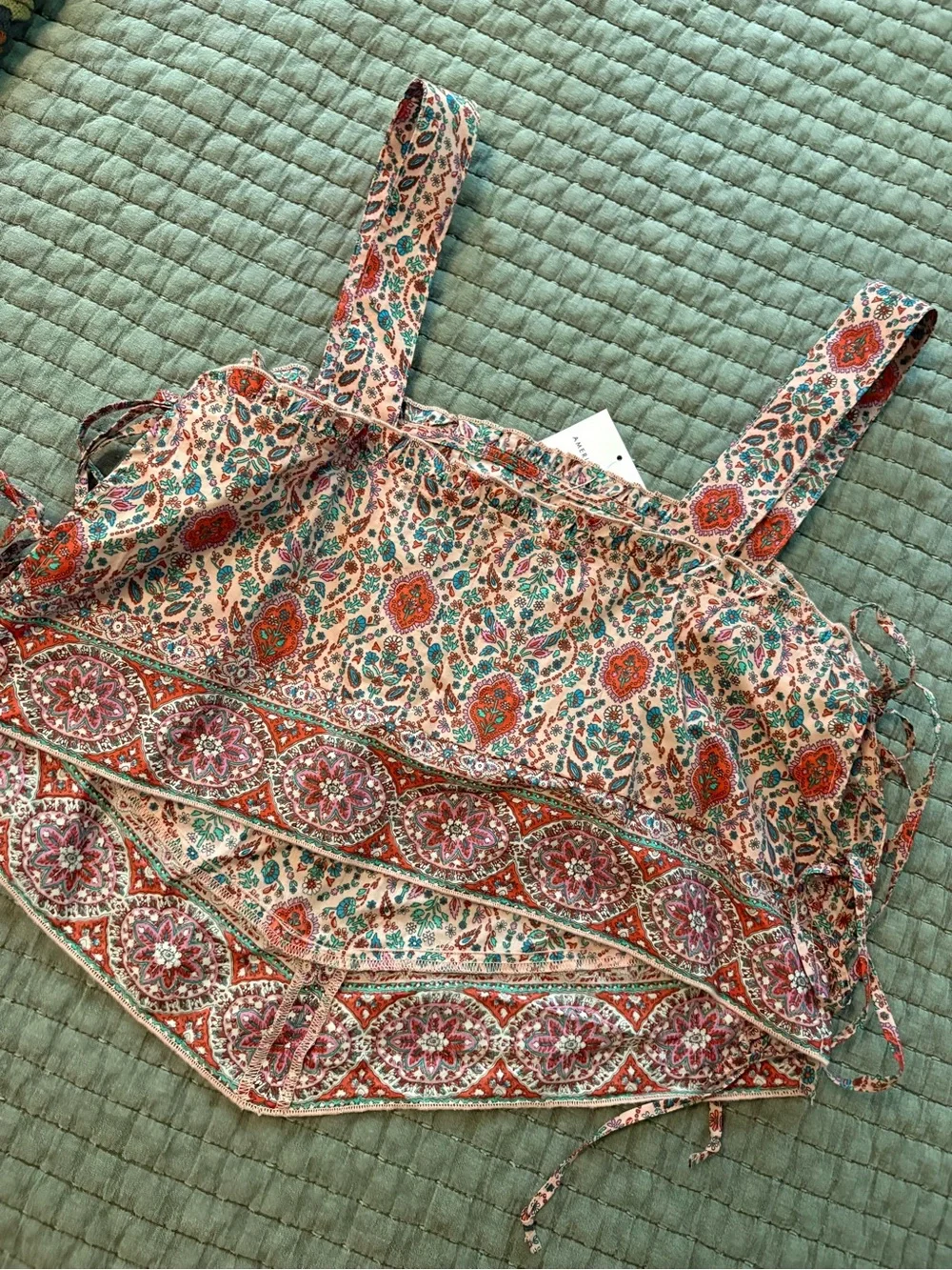 American Eagle Outfitters lightweight sleeveless